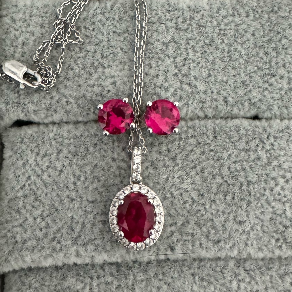 Kay Red Cubic Zirconia Set (Earring and Necklace) Silver 925